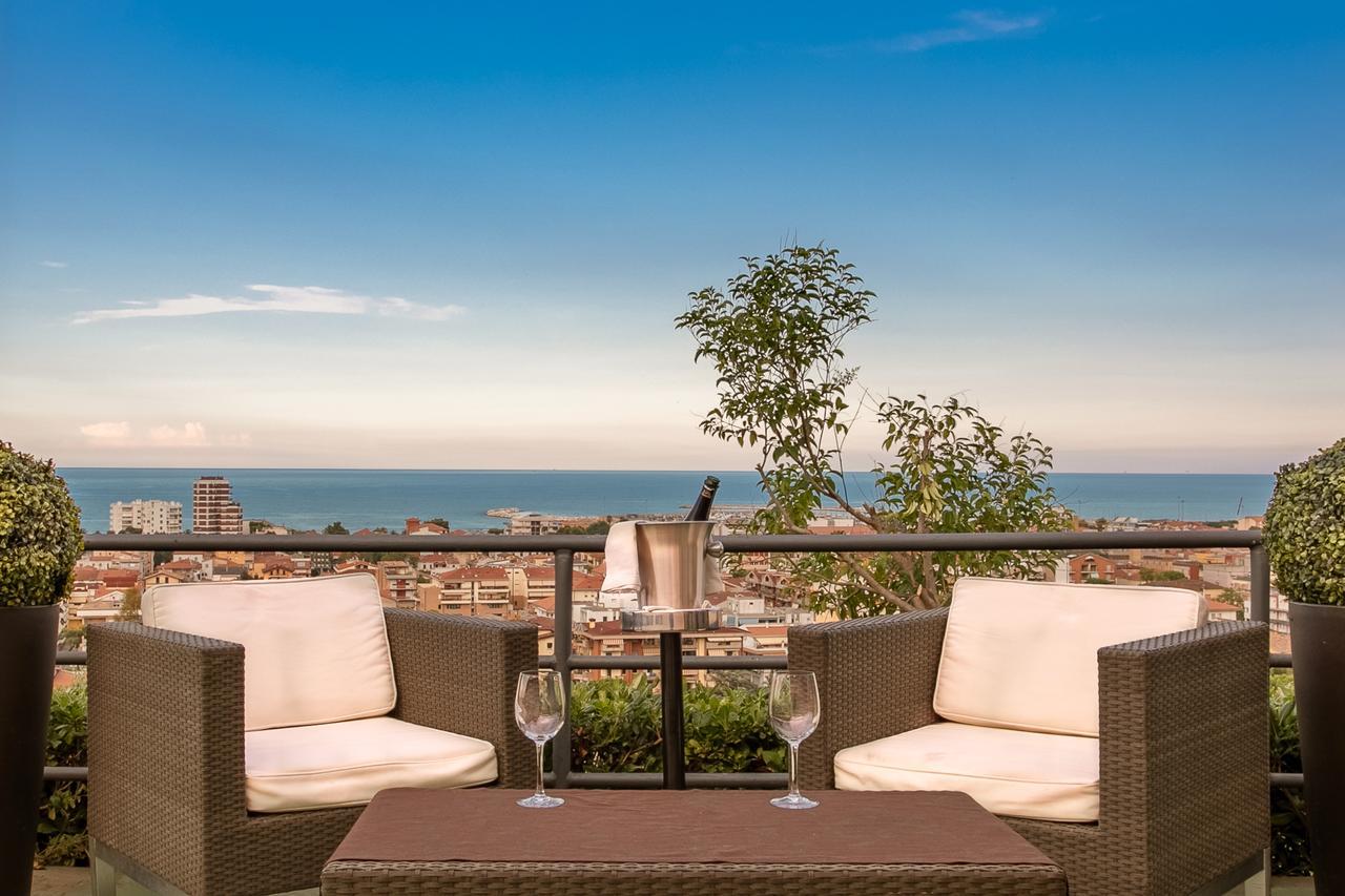 Bellavistarelax Hotel Джулианова Екстериор снимка