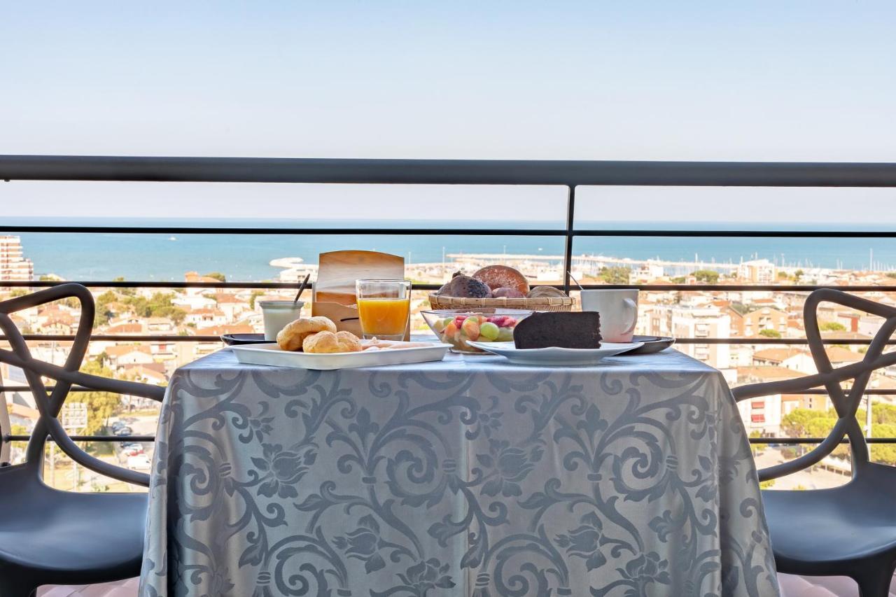 Bellavistarelax Hotel Джулианова Екстериор снимка