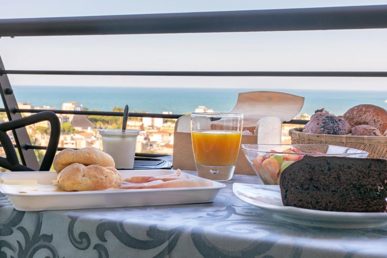 Bellavistarelax Hotel Джулианова Екстериор снимка